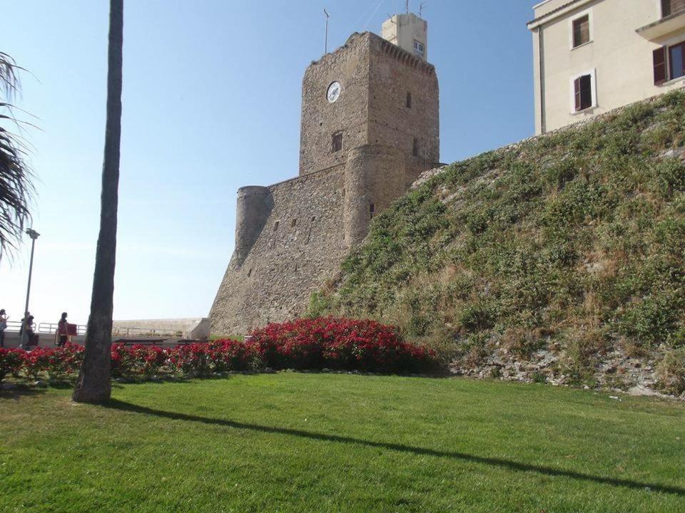 Bed and Breakfast Le stanze di Botticelli Termoli Esterno foto